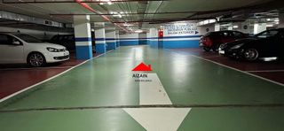 Garaje en venta en Barrio de Abando en Bilbao