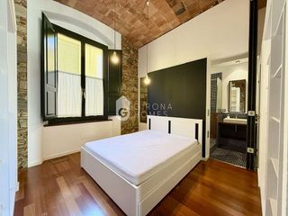 Piso en alquiler en Centre en Girona