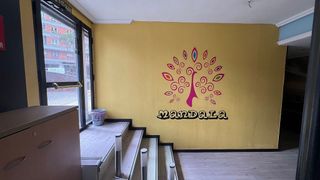 Local comercial en alquiler en Milán - Pumarín - Teatinos en Oviedo