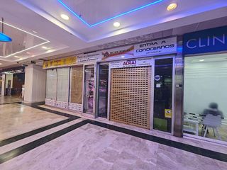 Local comercial en venta en Pueblo Nuevo en Madrid