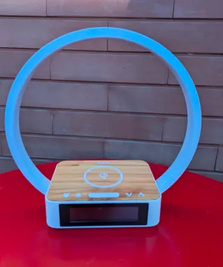 Lampada comodino con ricarica wireless