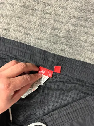 ¡¡OFERTA!! Talla L Pantalón Puma Ancho