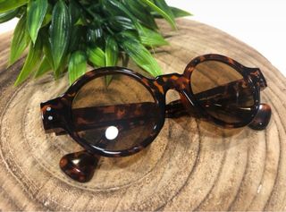 Occhiali da sole retrò da donna