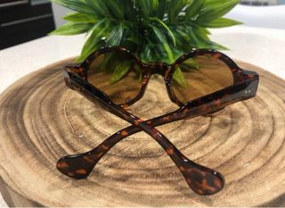 Occhiali da sole retrò da donna