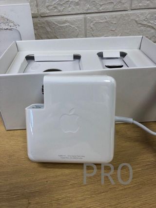 Adattatore di Alimentazione - Apple