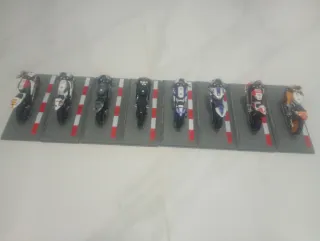 Lote 8 motos Jorge Lorenzo Moto GP.