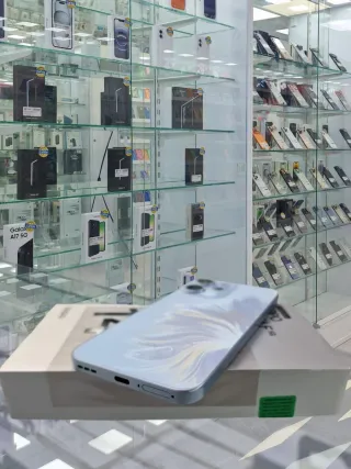 Oppo Reno14 F 5G 256GB Blu Quasi Nuovo con Fattura