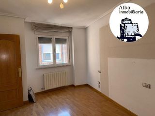 Ático en venta en Alba de Tormes