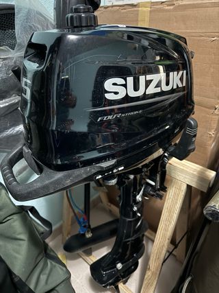 Suzuki dsfa 4 tiempos 5cv fueraborda