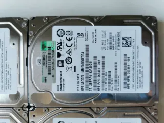 4 Discos HP 2TB SATA 2.5''