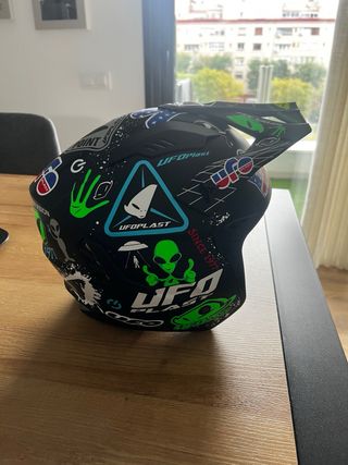 Casco Jet UFO Plast Negro