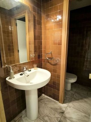 Oficina en alquiler en Zona Teatro Campoamor en Oviedo