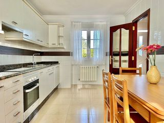 Casa pareada en alquiler en Parroquias de Santiago en Santiago de Compostela