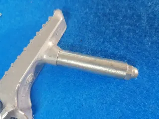 Estriberas Honda CBR 650 R 2025 conductor.