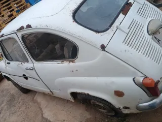 Coche Clásico SEAT 600