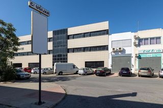 Local comercial en venta en Albolote