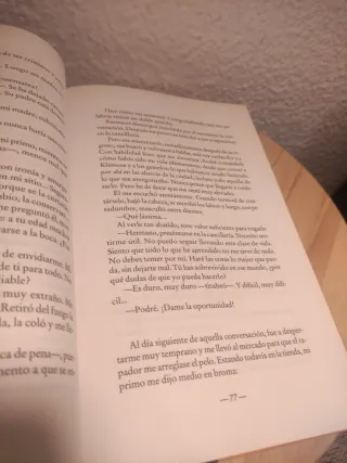 En tiempos del Papa sirio. Firmado por el autor