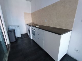 Oficina en alquiler en Zona Industrial en Alcobendas