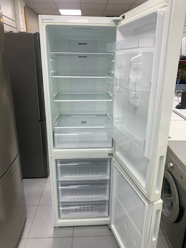 nevera samsung 1,85m x 60cm con garantia
