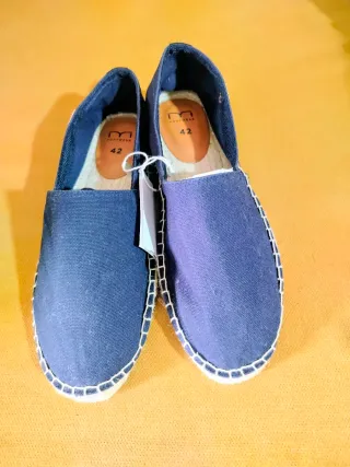 Zapatillas de esparto azul marino42. Celeste 44