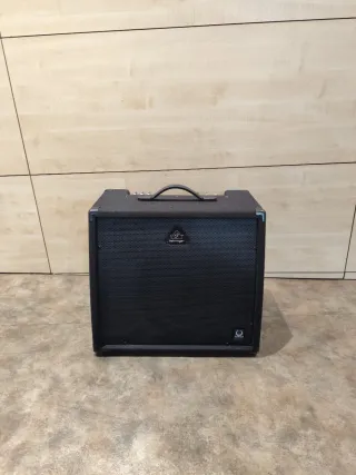 Altavoz Behringer Ultratone KXD15 – 600W