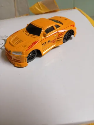 Miniatura Nissan Skyline GT-R Naranja