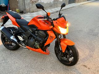 Kawasaki Z750 2007 Naranja 67.000km