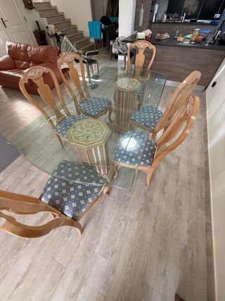 Comedor de vidrio espectacular con 6 sillas