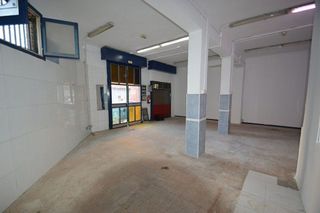 Local comercial en venta en Fondo en Santa Coloma de Gramanet