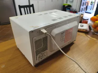 Microondas blanco KUNFT