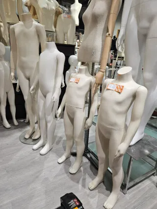 Maniquí infantil 4-5 años