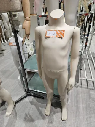 Maniquí infantil 4-5 años