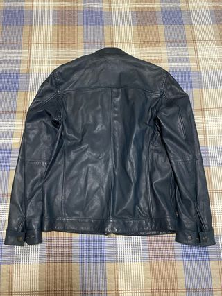 Chaqueta de Piel Massimo Dutti.
