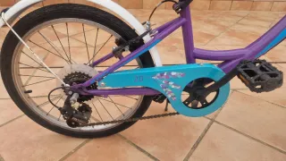 Bici Niña 20 Morada y Blanca