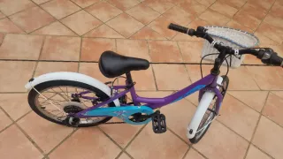 Bici Niña 20 Morada y Blanca