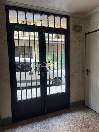 Garaje en alquiler en Hospitales - Campus en Salamanca