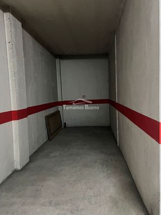 Garaje en alquiler en Hospitales - Campus en Salamanca