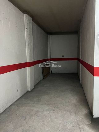 Garaje en alquiler en Hospitales - Campus en Salamanca