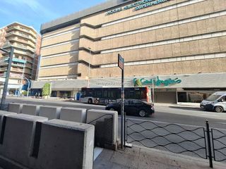 Garaje en alquiler en Ensanche - Diputación en Alicante