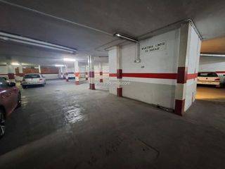 Garaje en alquiler en Ensanche - Diputación en Alicante