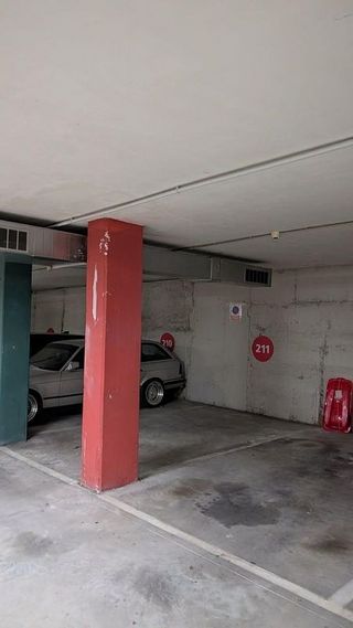 Garaje en venta en Segle XX en Terrassa