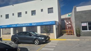 Local comercial en alquiler en Jubalcoi en Elche