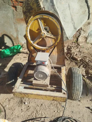 Hormigonera Eléctrica 350L