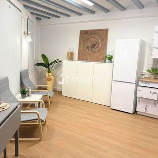 Casa adosada en alquiler en Zona Llombai en Burriana