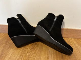 Botas de Mujer Negras con Tacón Cuña