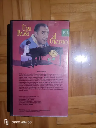 Película VHS Una Rosa al Viento