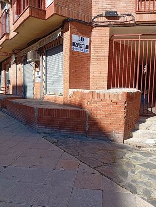 Local comercial en venta en Azucaica - Santa María de Benquerencia en Toledo
