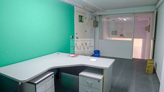 Local comercial en alquiler en Catalunya - Fontetes en Cerdanyola del Vallès