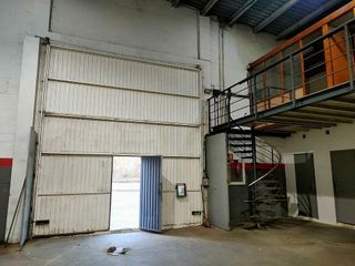 Nave industrial en venta en Sils