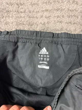 ¡¡OFERTA!! Talla L Pantalón Adidas Impermeable